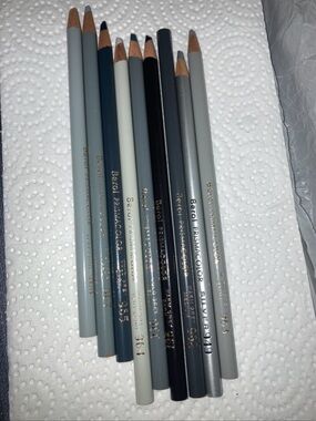 9 Berol Prismacolor 1986 Vintage Colored Pencils (Greys)